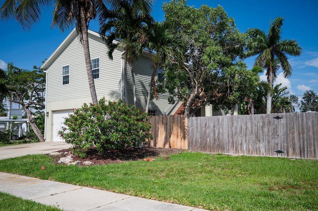 3909 117TH STREET W