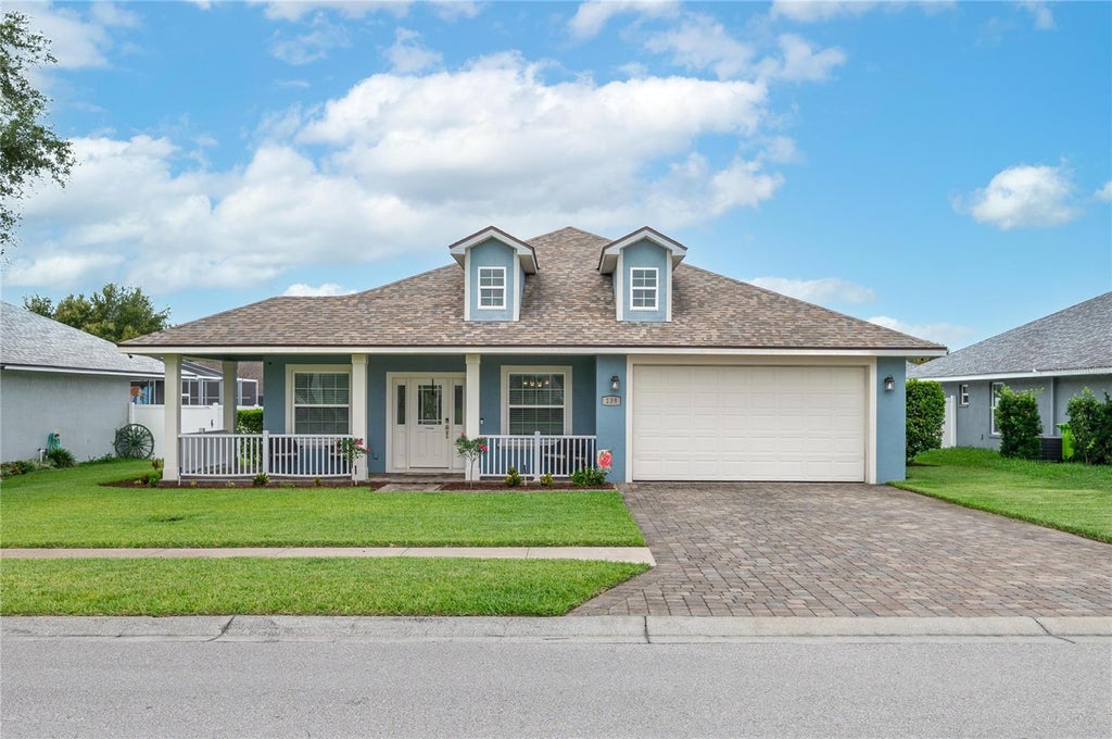 Photo of 139 Bentley Oaks Boulevard, Auburndale, FL 33823 (MLS # L4965399)