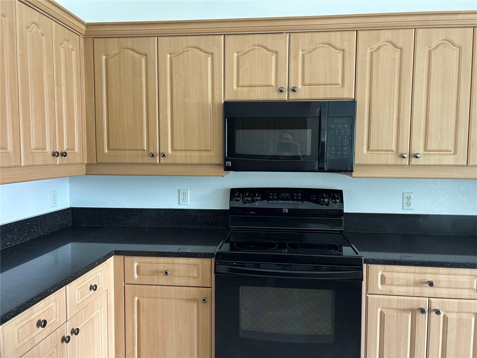 ROTONDA WEST PEBBLE BEACH - Residential