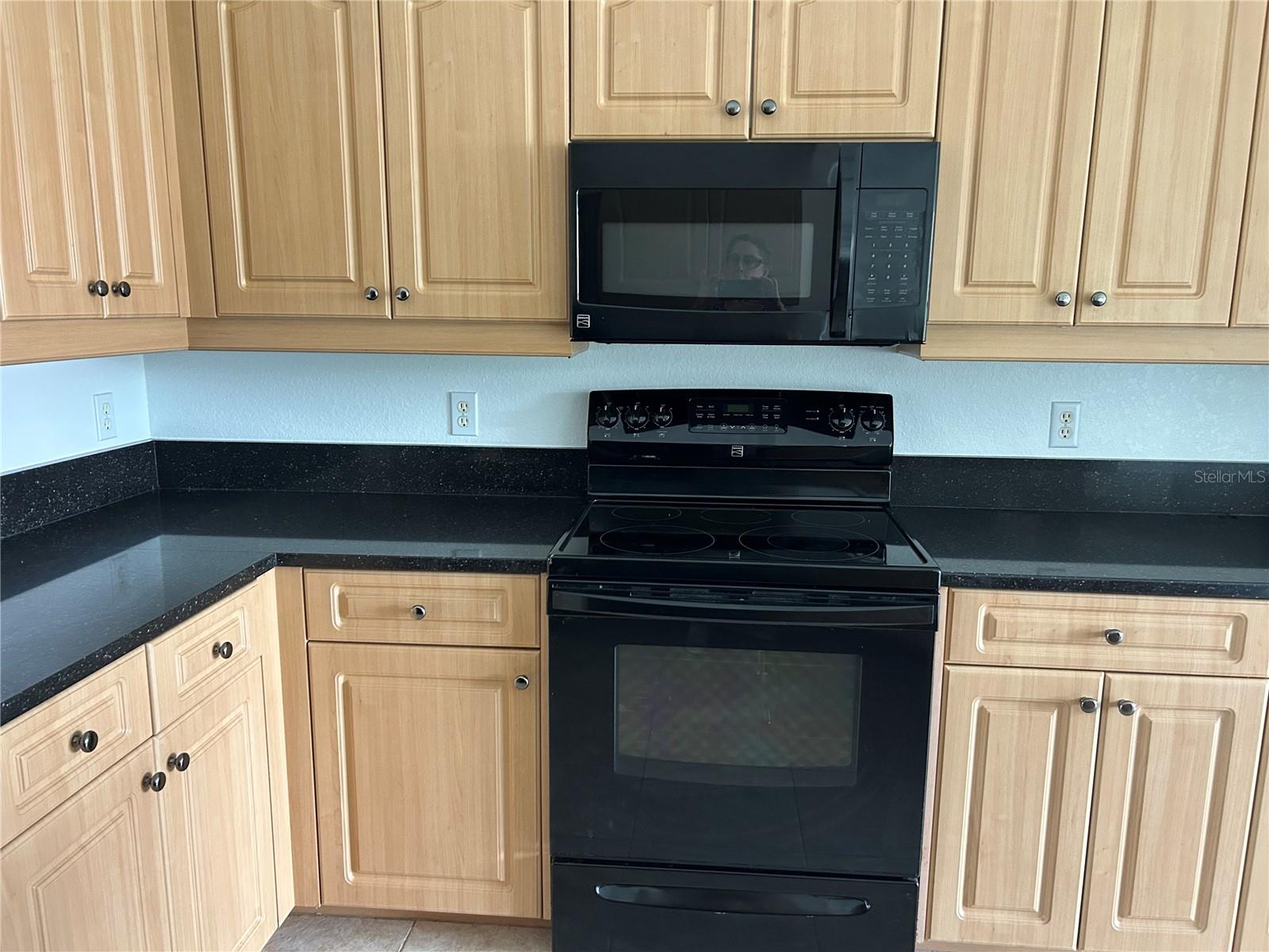 ROTONDA WEST PEBBLE BEACH - Residential