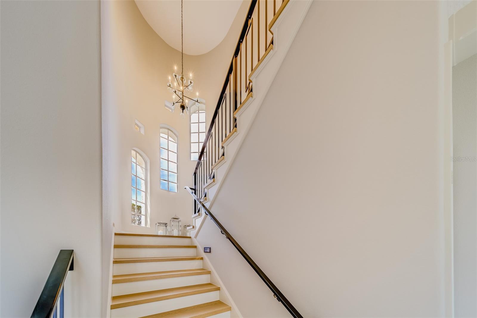 BELLE VISTA POINT 2ND ADD - Residential