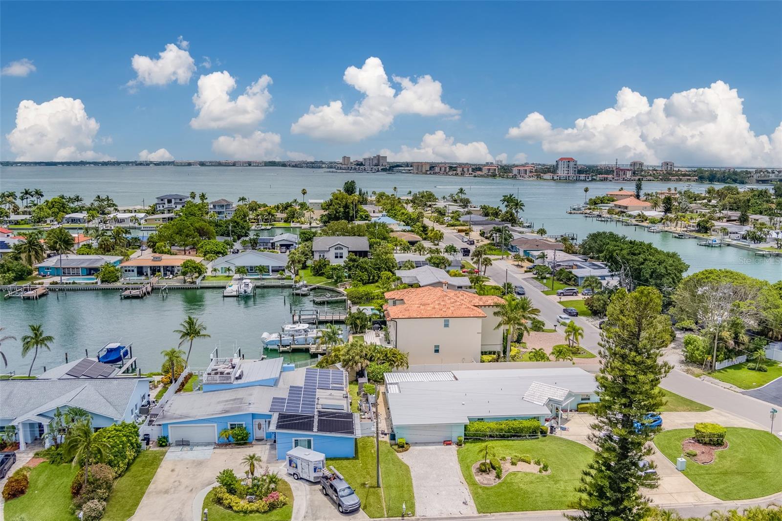 BELLE VISTA POINT 2ND ADD - Residential