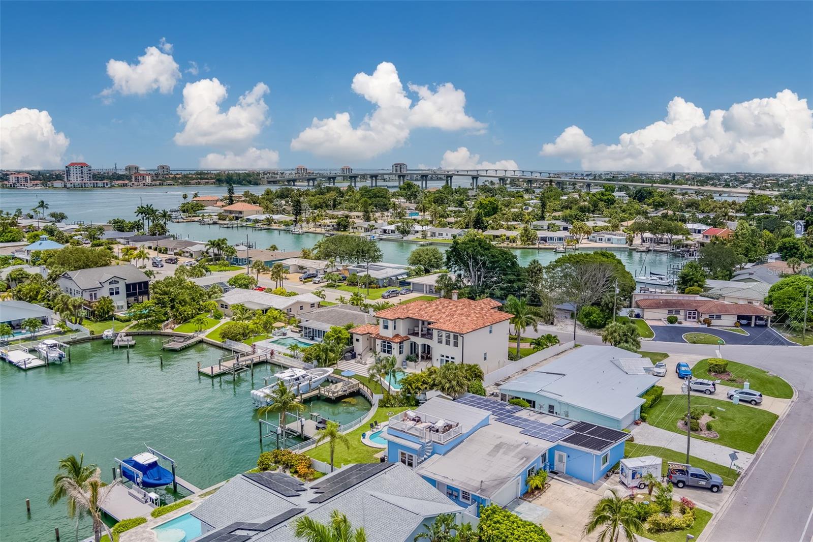 BELLE VISTA POINT 2ND ADD - Residential