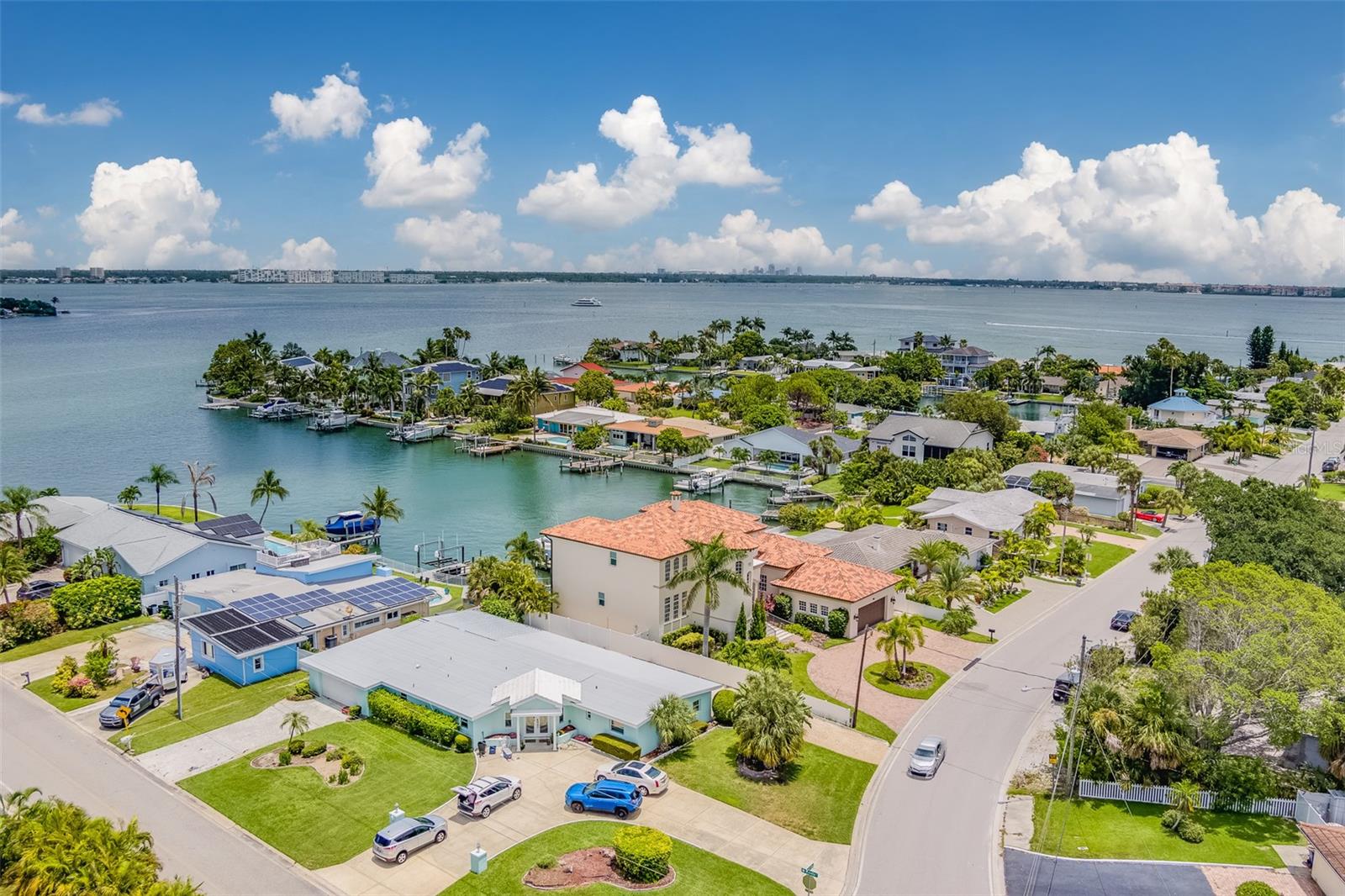 BELLE VISTA POINT 2ND ADD - Residential