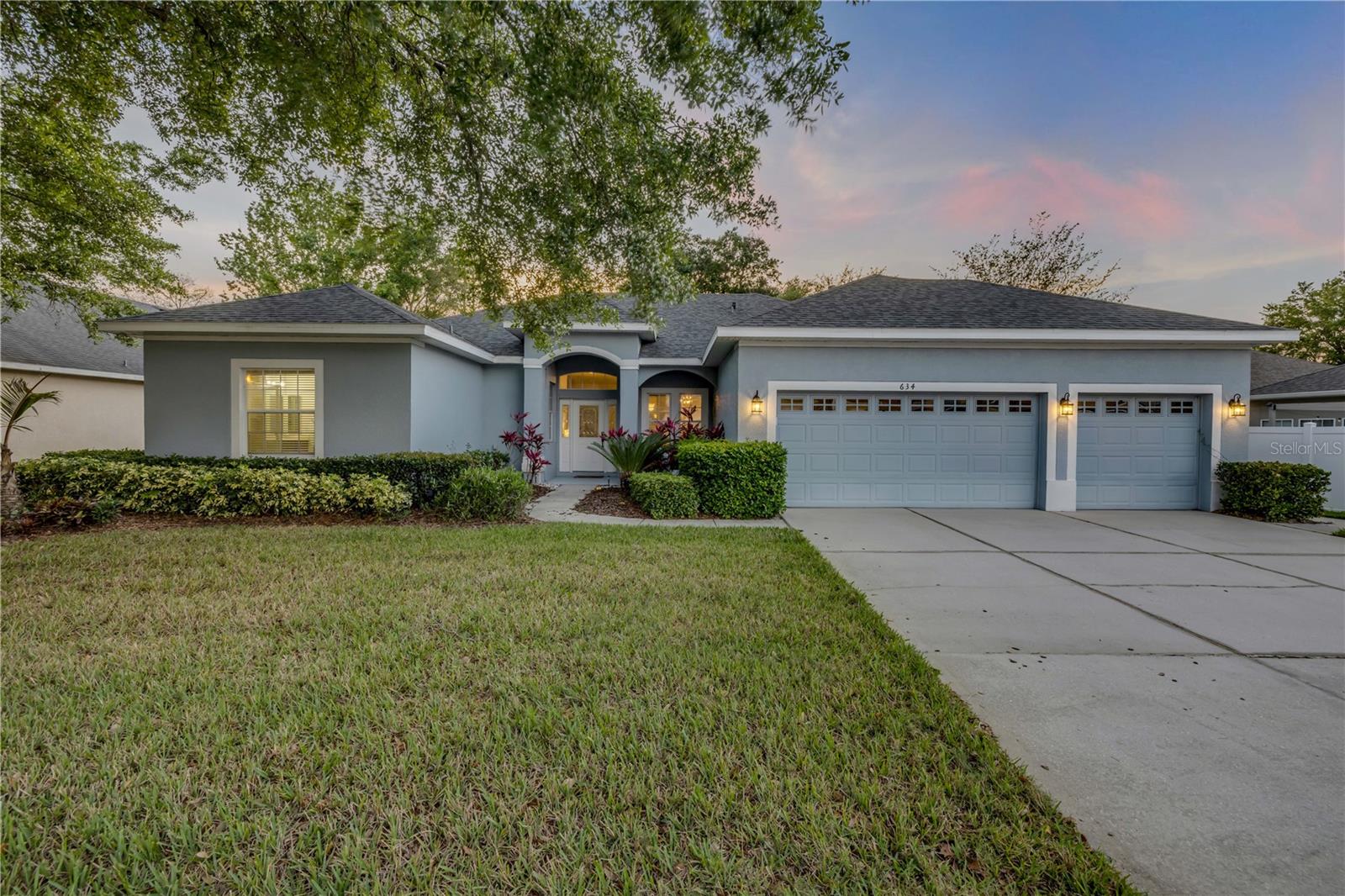 634 WOODFORD DRIVE