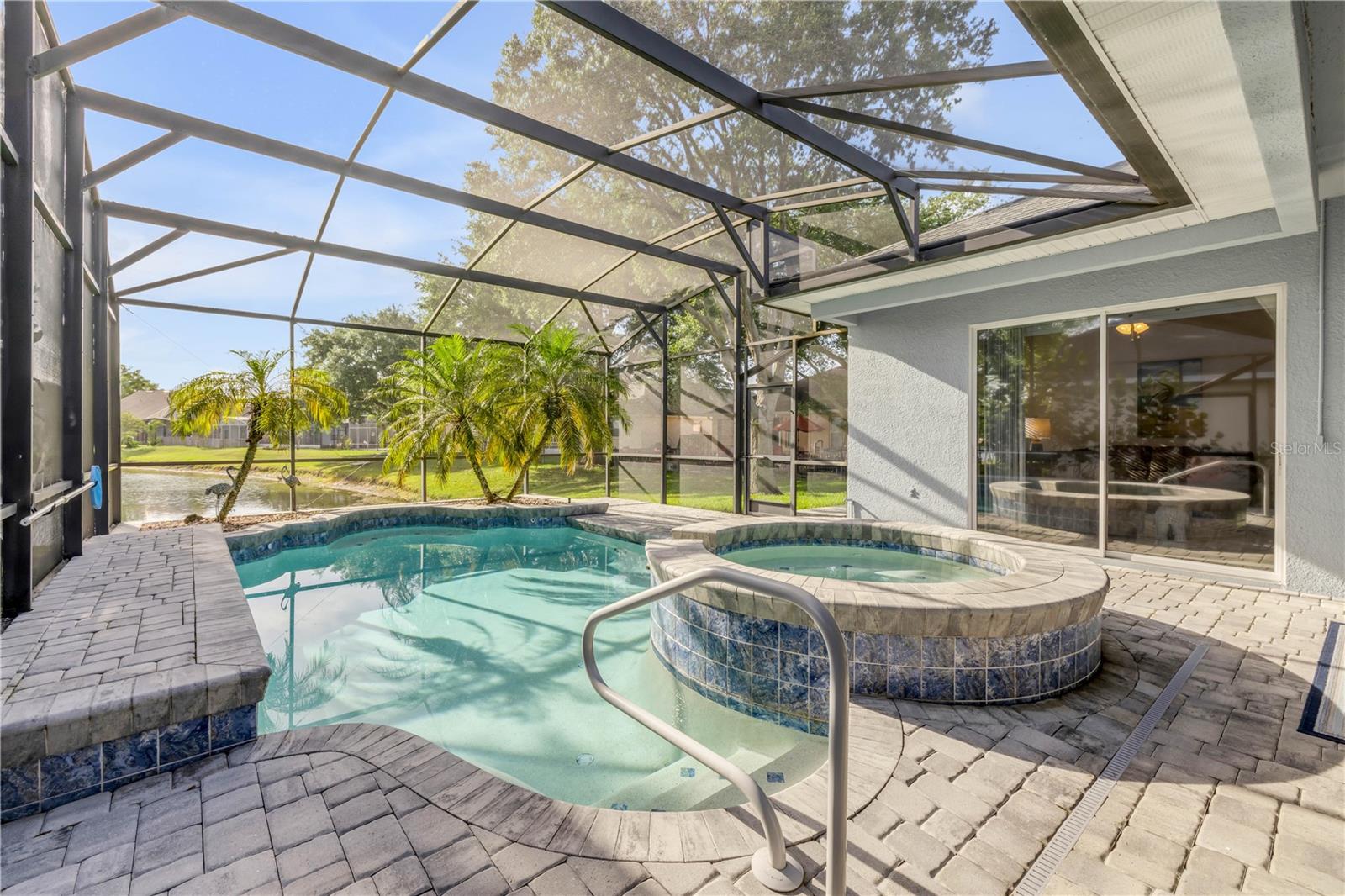 634 WOODFORD DRIVE