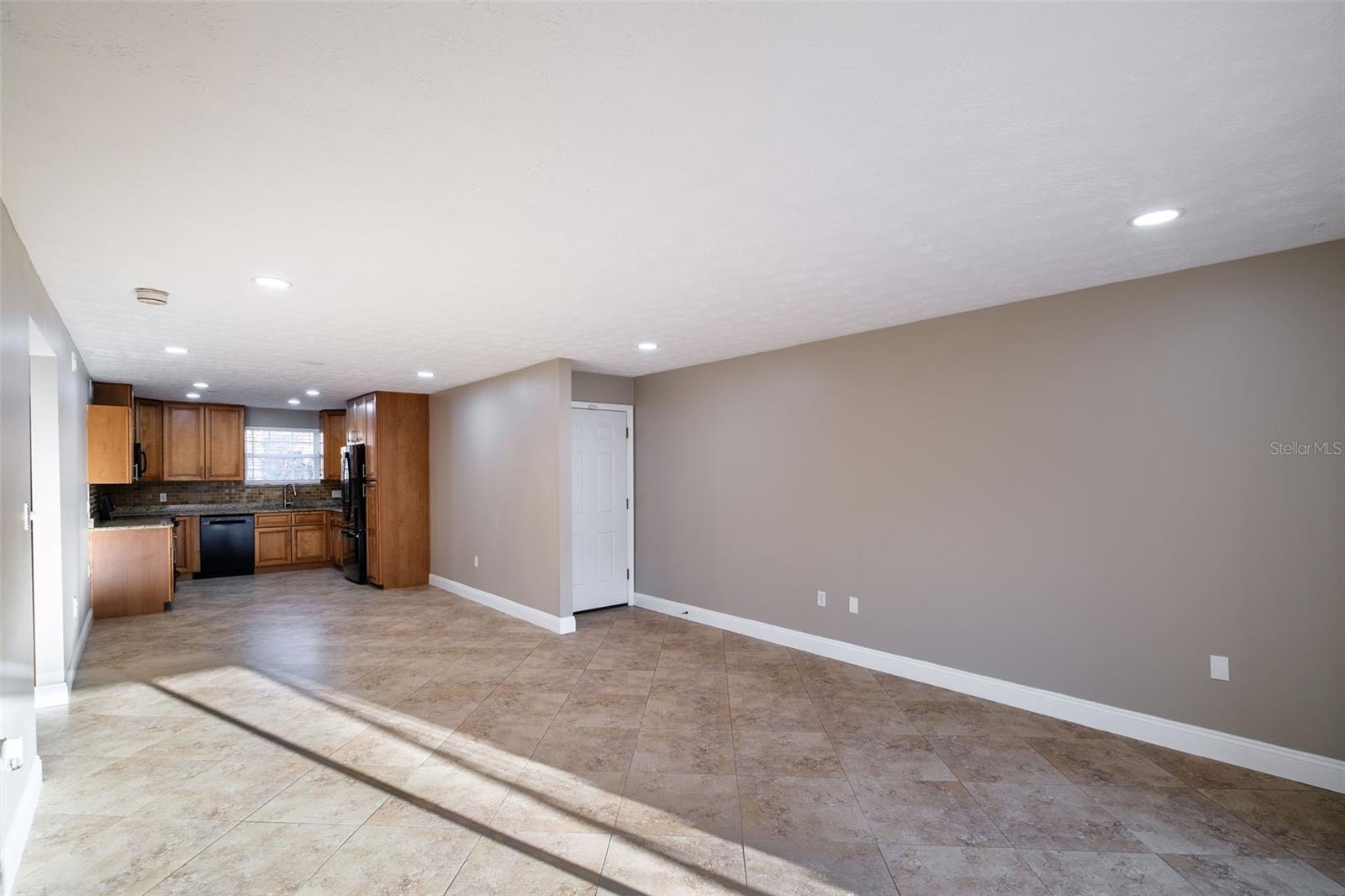 4388 LAKE UNDERHILL ROAD 21C2