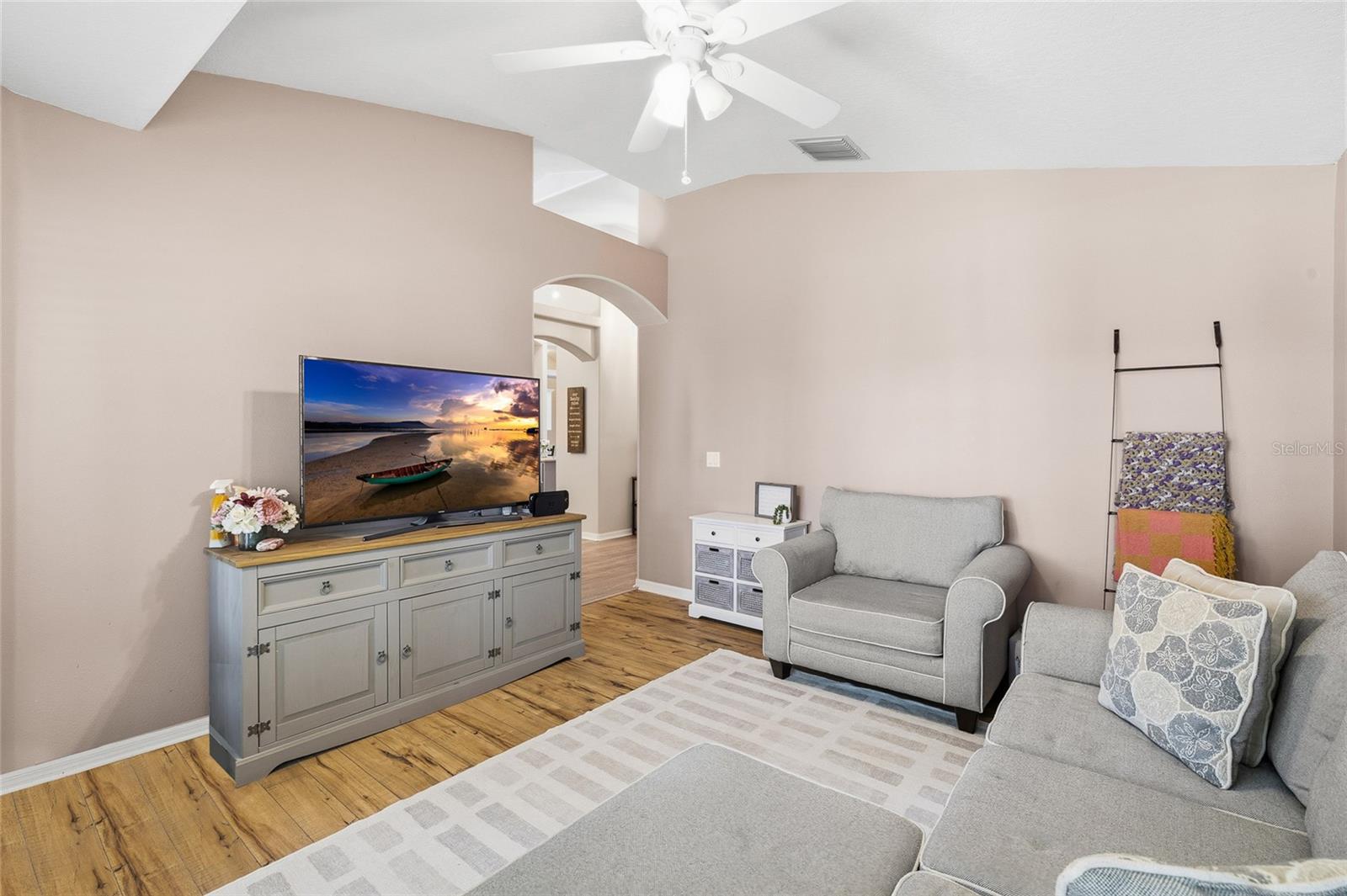 FISHHAWK RANCH PH 2 PRCL - Residential