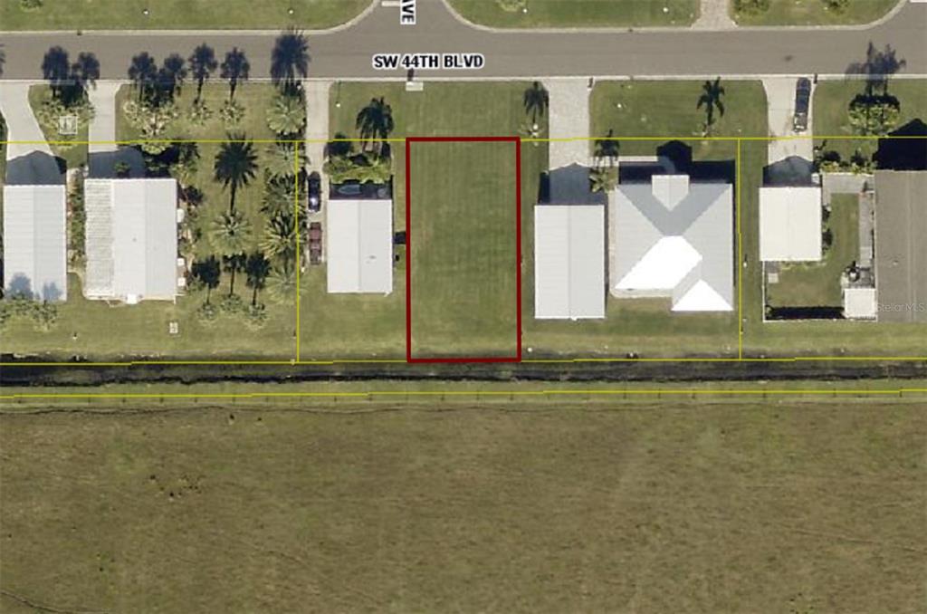 PALM VILLAGE RANCH - Land