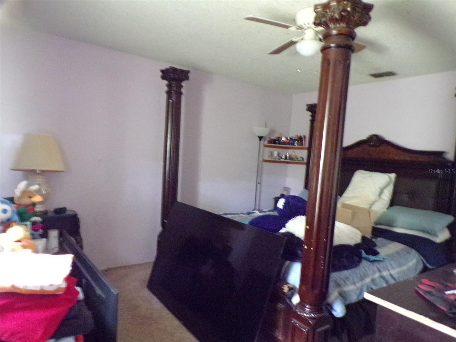 304 OAK TRACK WAY