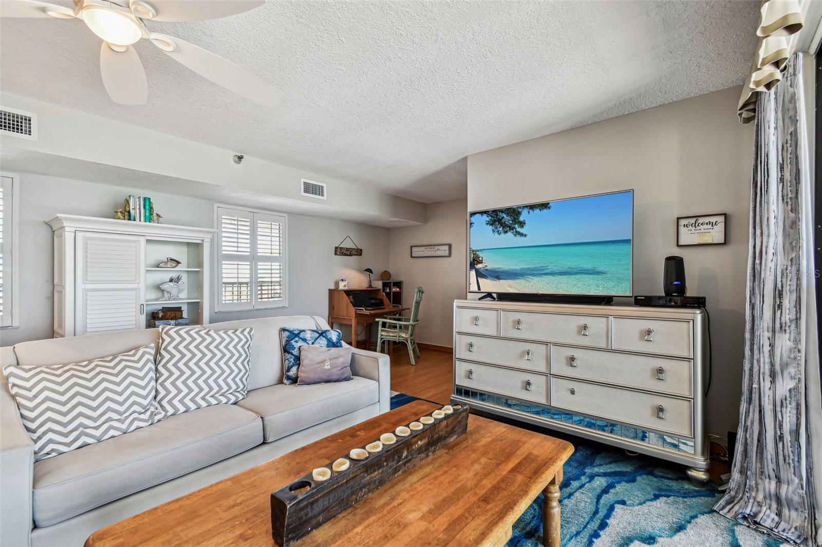 SHORES OF MADEIRA CONDO - Residential