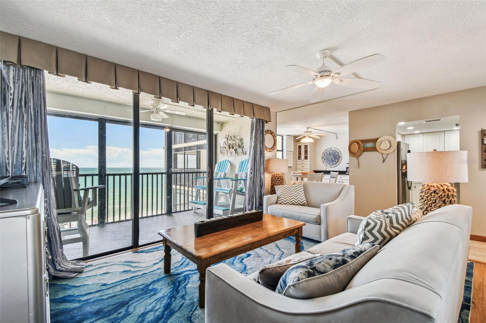 SHORES OF MADEIRA CONDO - Residential