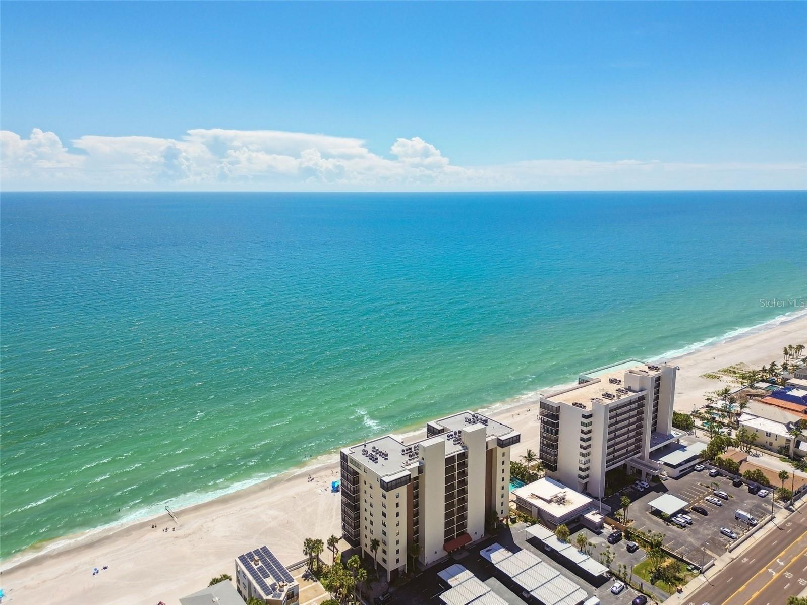 SHORES OF MADEIRA CONDO - Residential