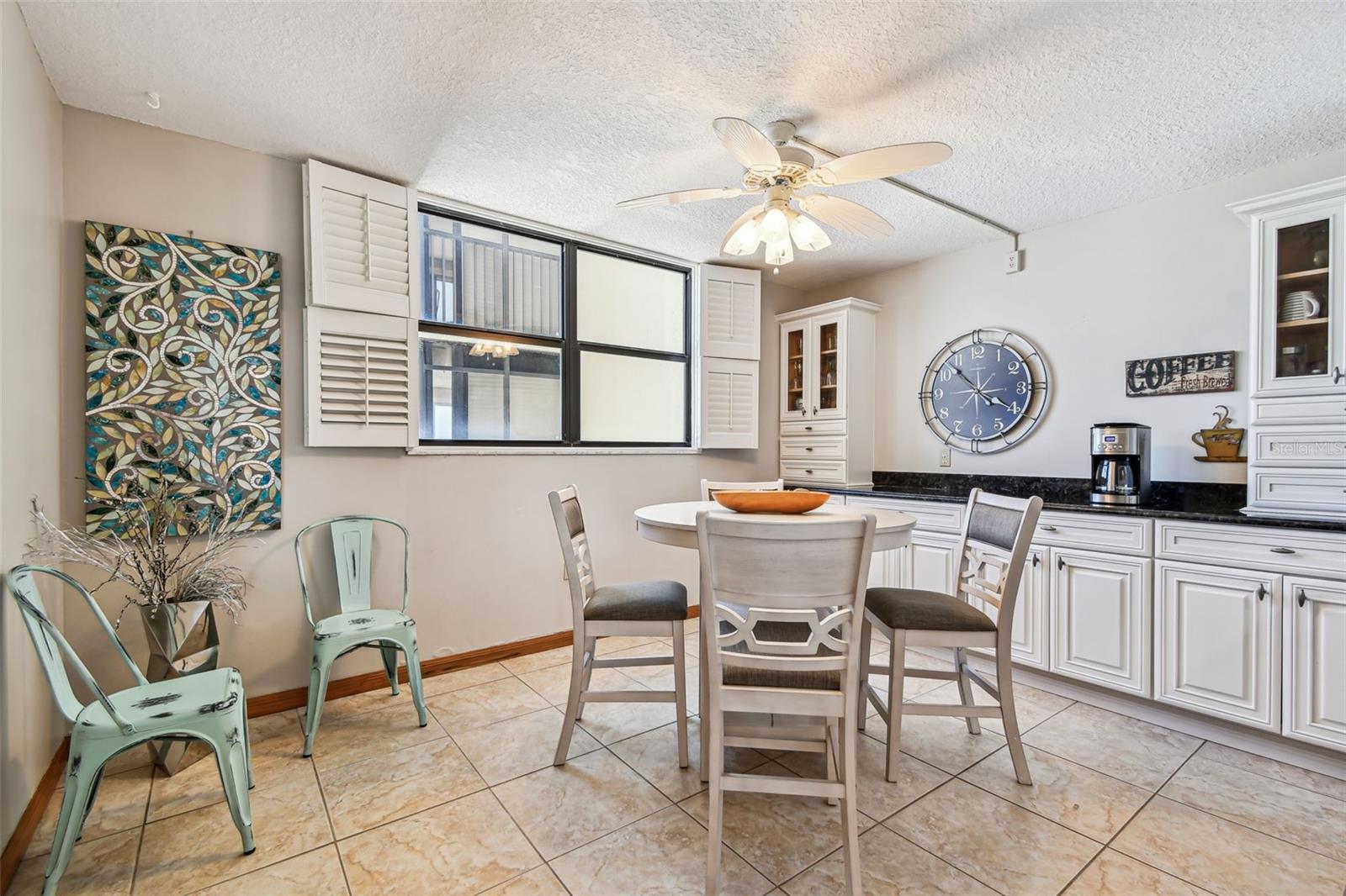 SHORES OF MADEIRA CONDO - Residential