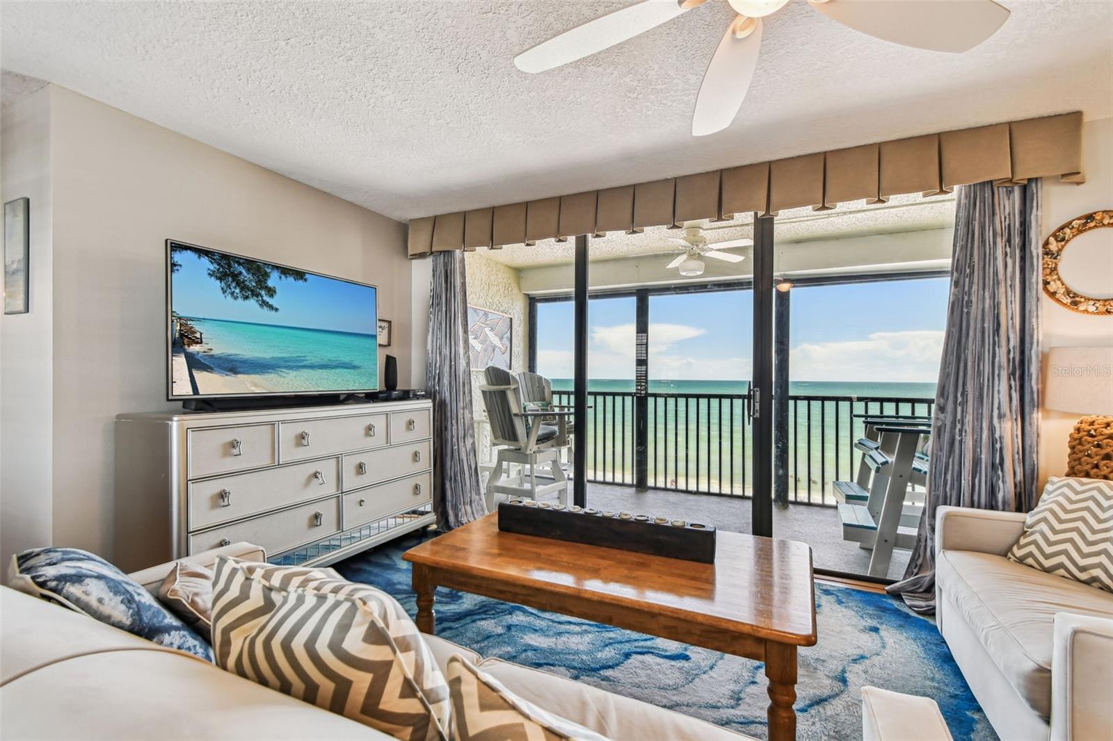 SHORES OF MADEIRA CONDO - Residential