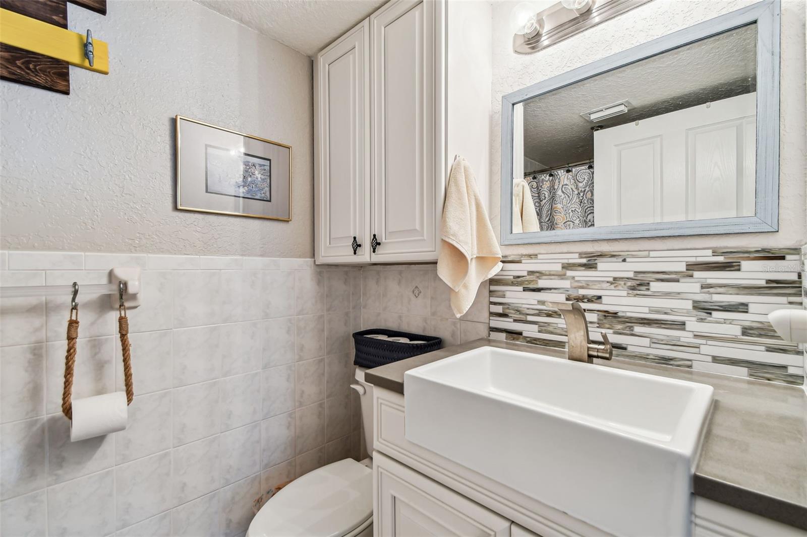 SHORES OF MADEIRA CONDO - Residential