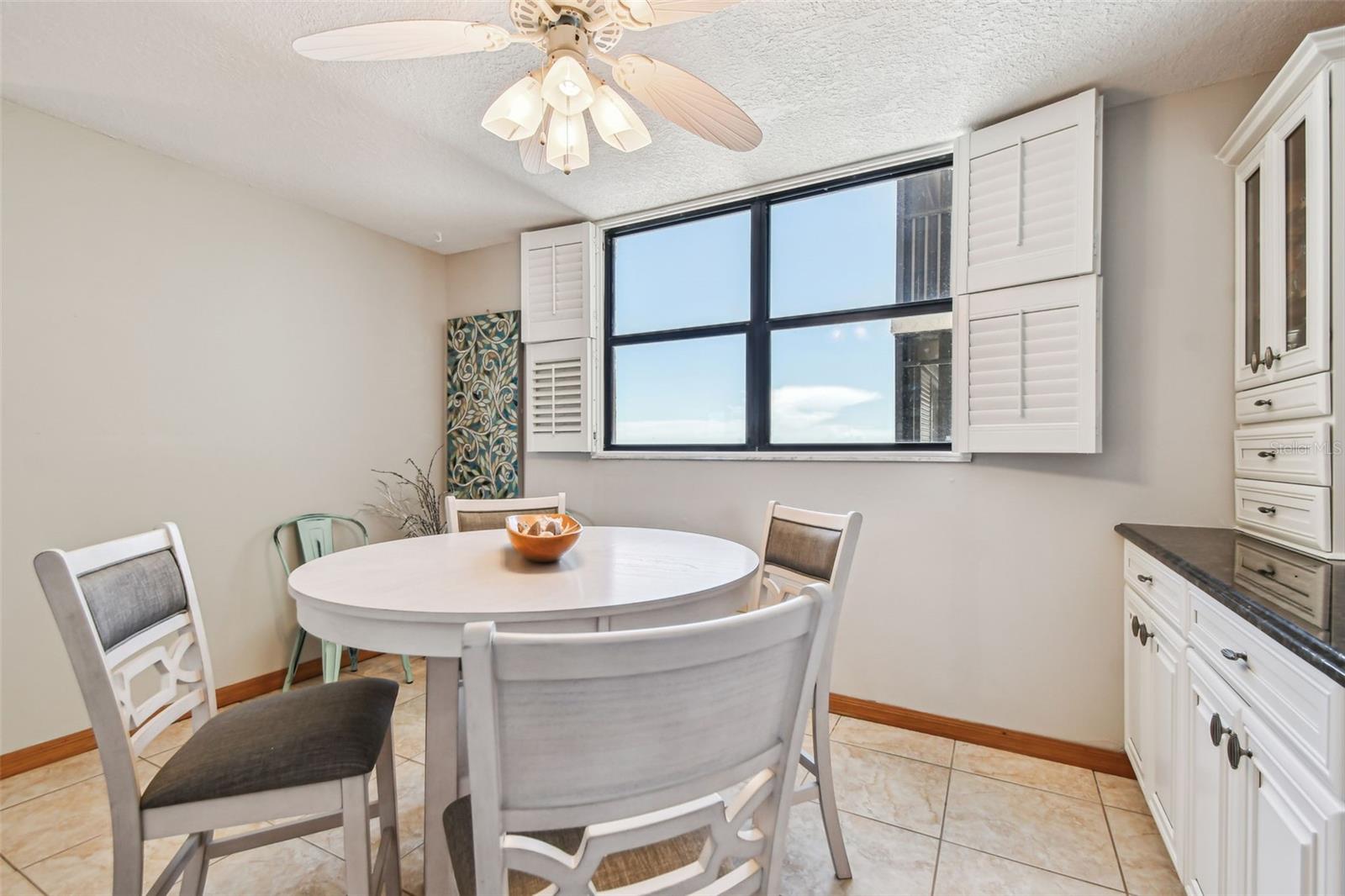 SHORES OF MADEIRA CONDO - Residential
