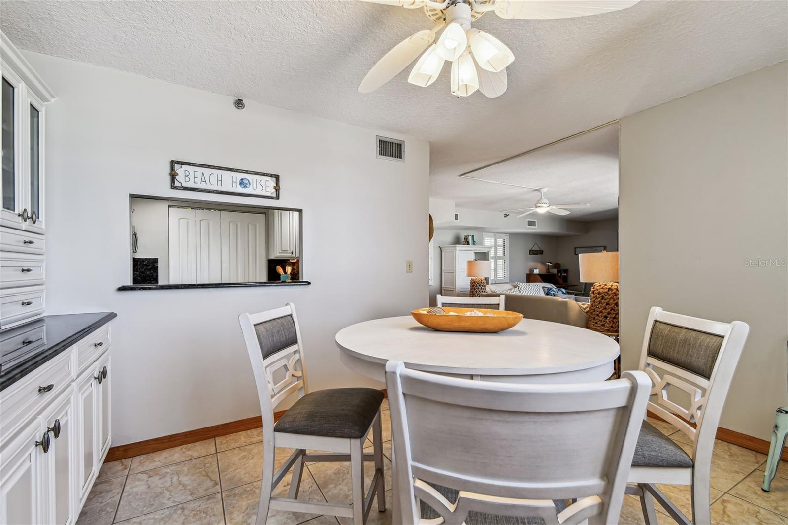 SHORES OF MADEIRA CONDO - Residential