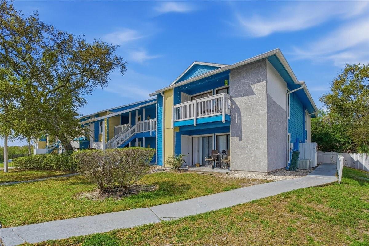 HARBOR CLUB CONDO - Residential