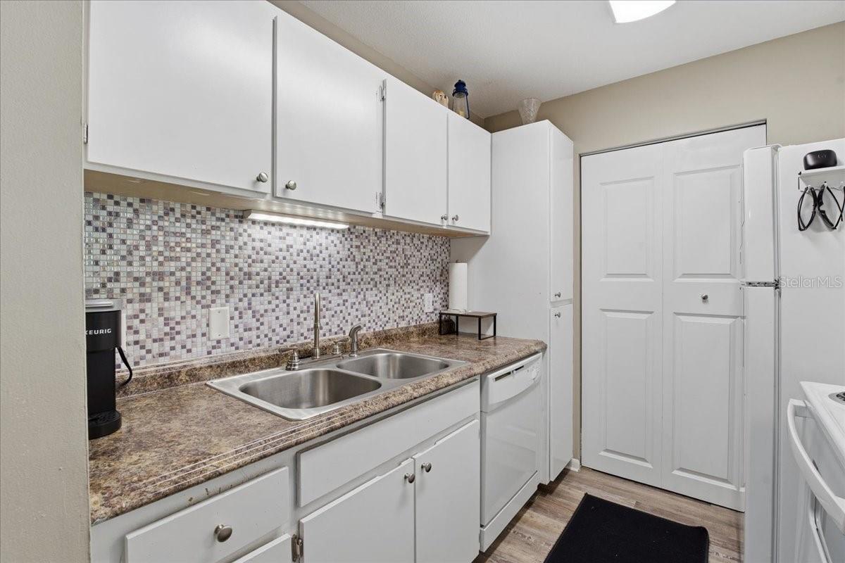 HARBOR CLUB CONDO - Residential