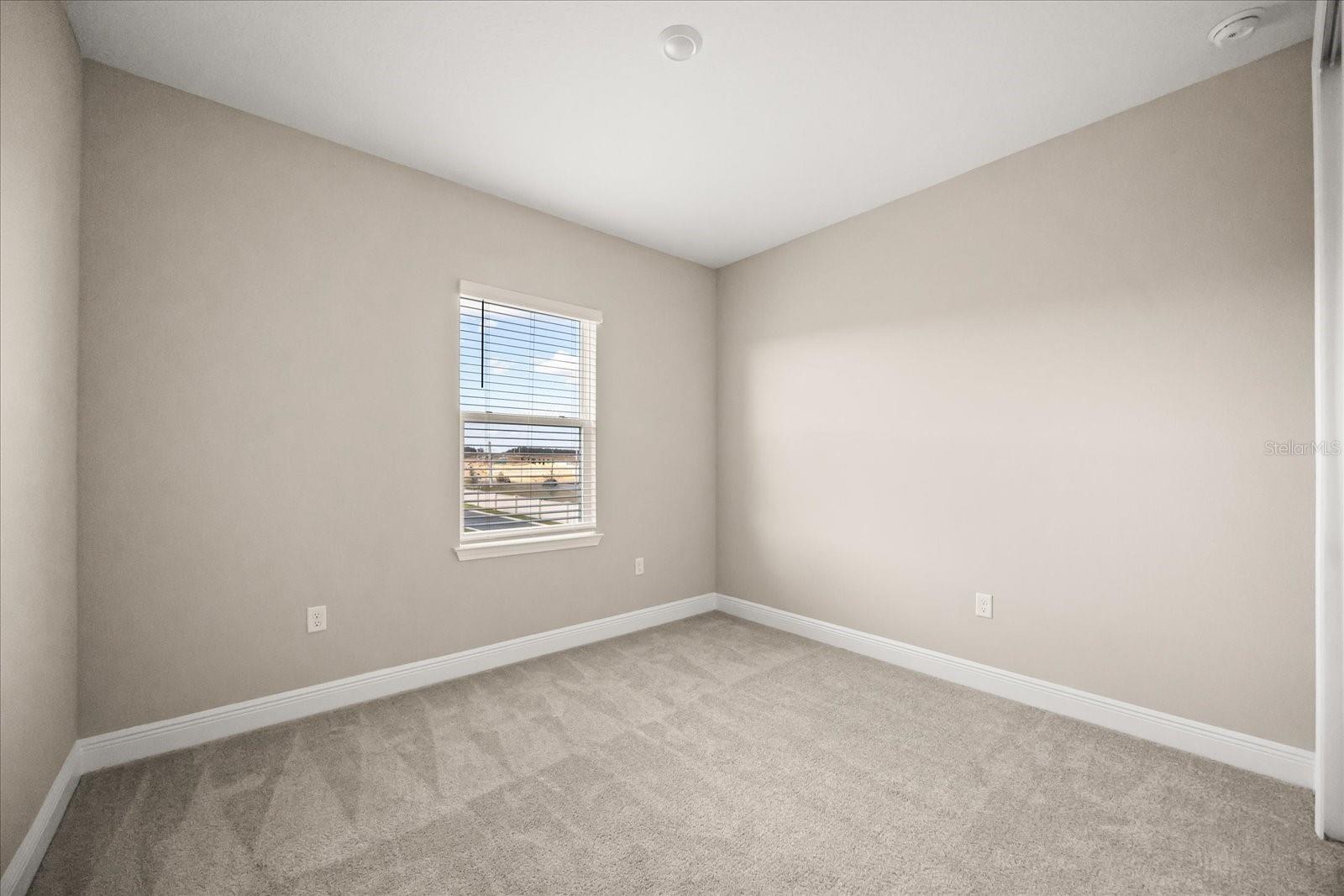 HAMLIN POINTE - Residential