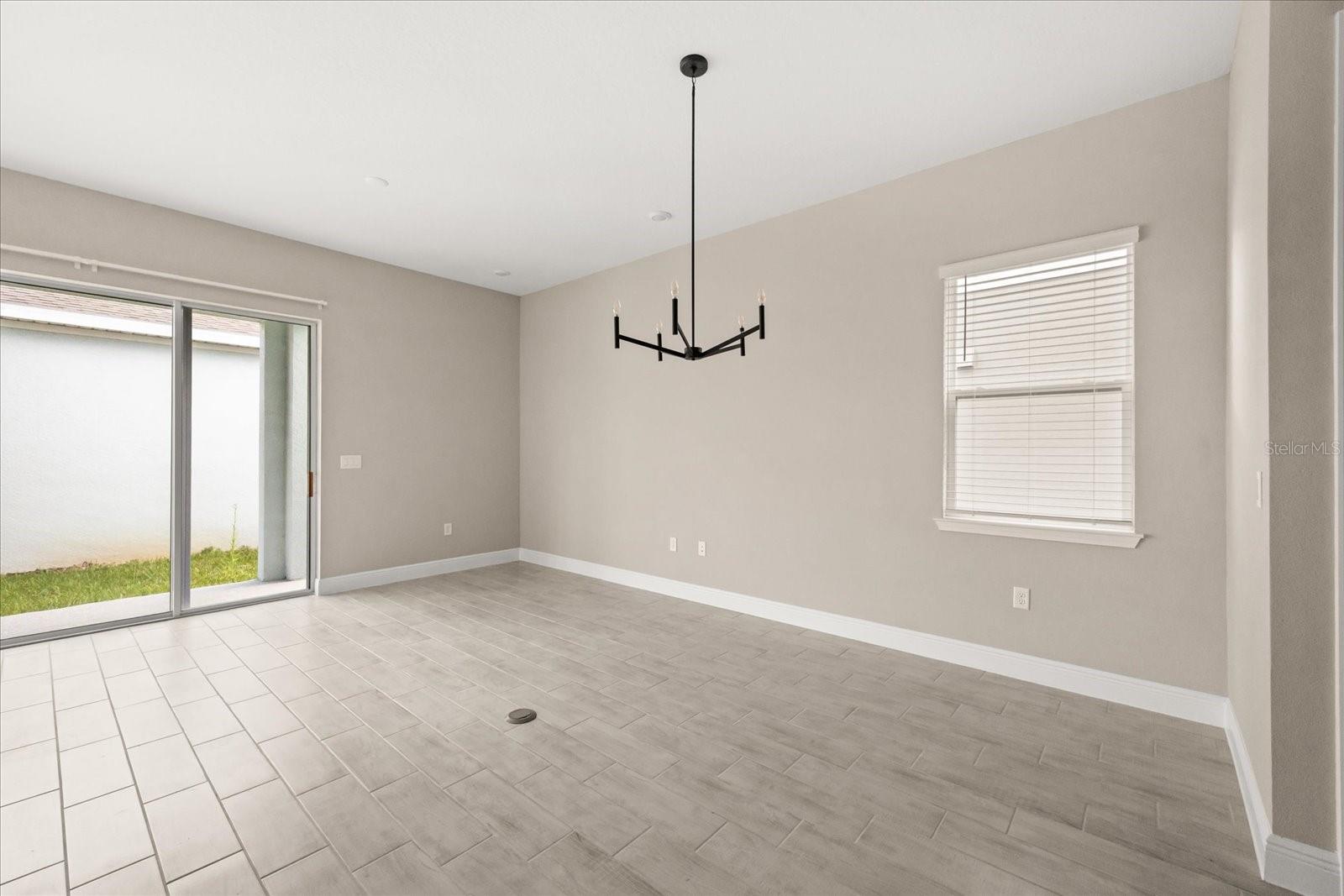 HAMLIN POINTE - Residential