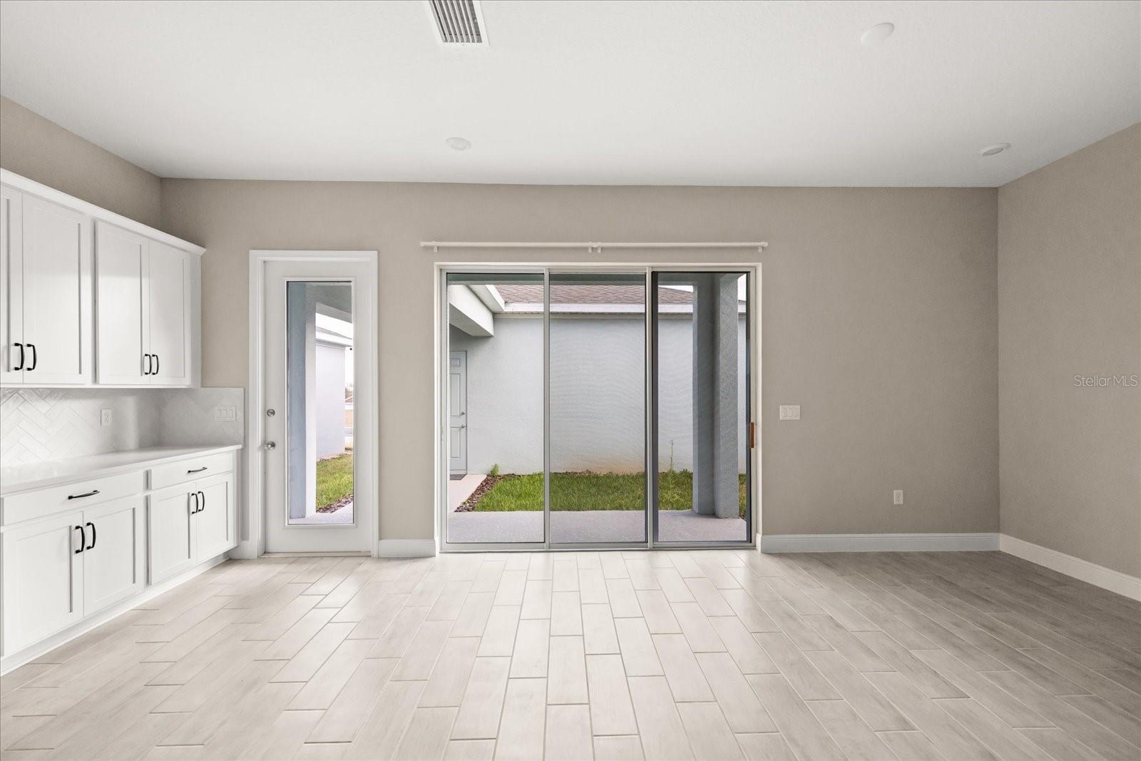 HAMLIN POINTE - Residential