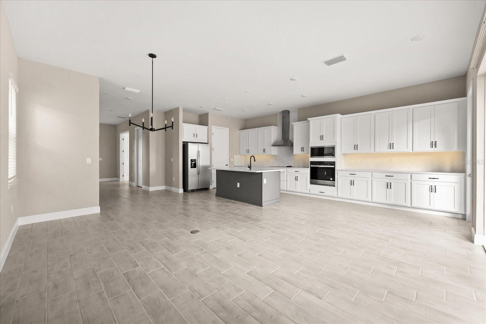 HAMLIN POINTE - Residential