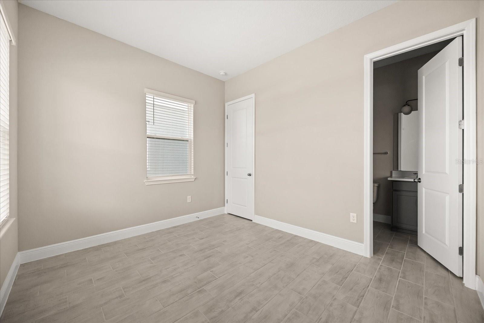 HAMLIN POINTE - Residential