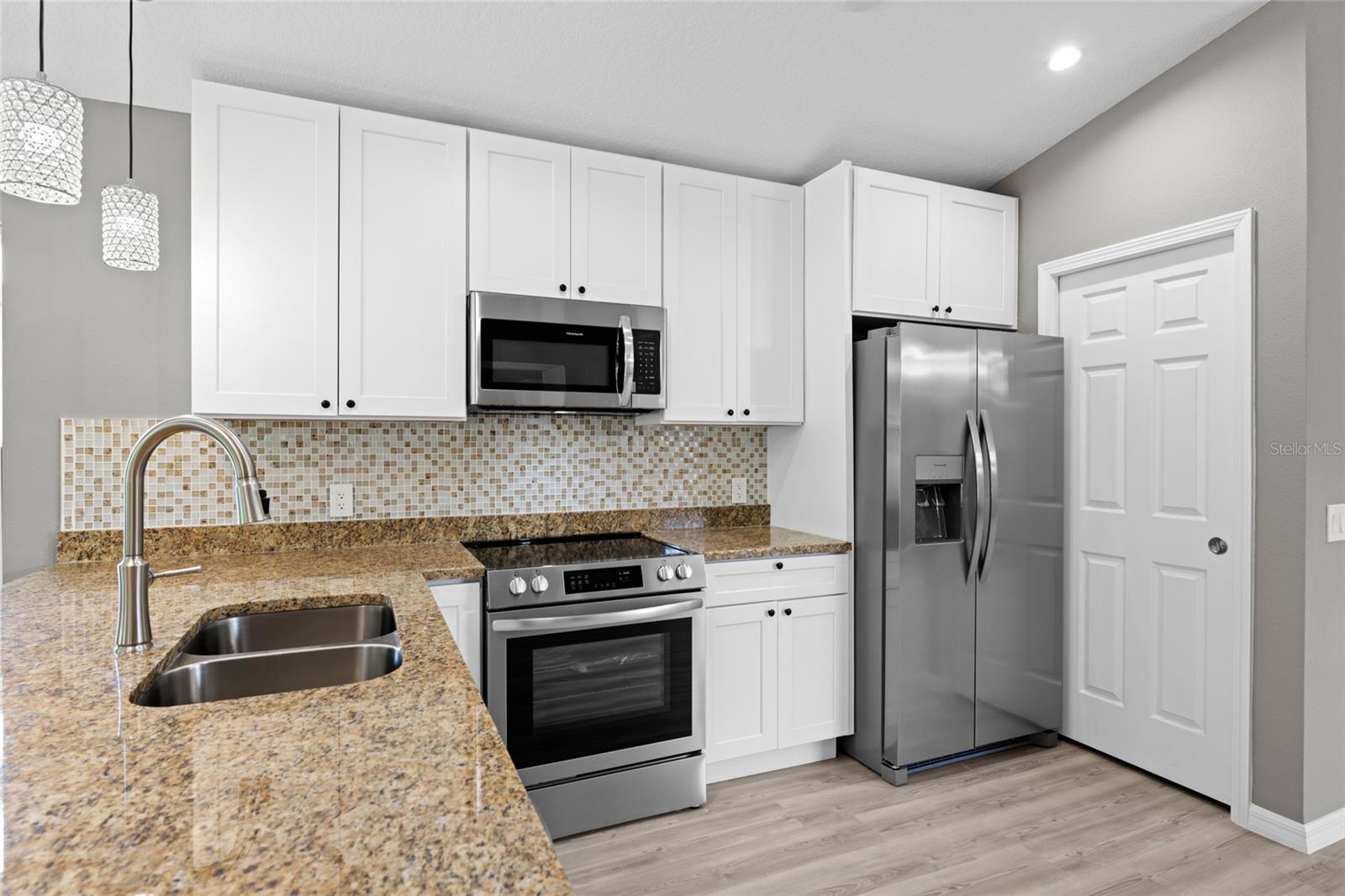 BEVERLY TERRACE - Residential