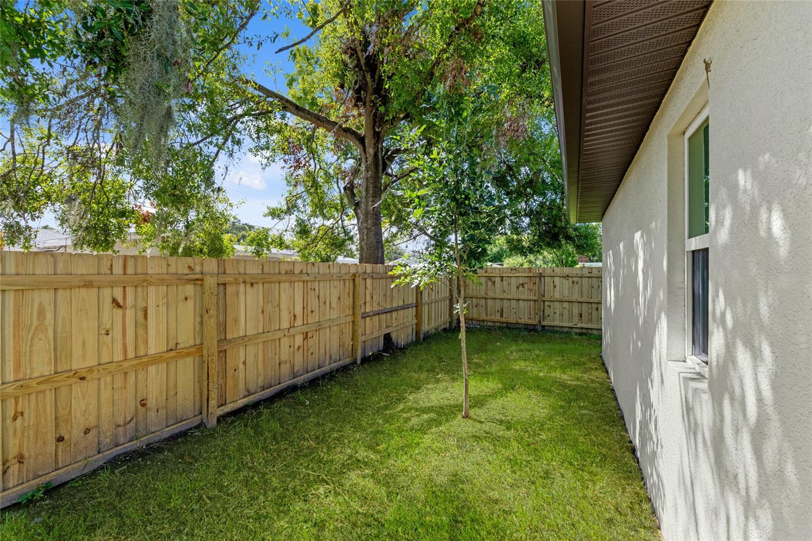 BEVERLY TERRACE - Residential