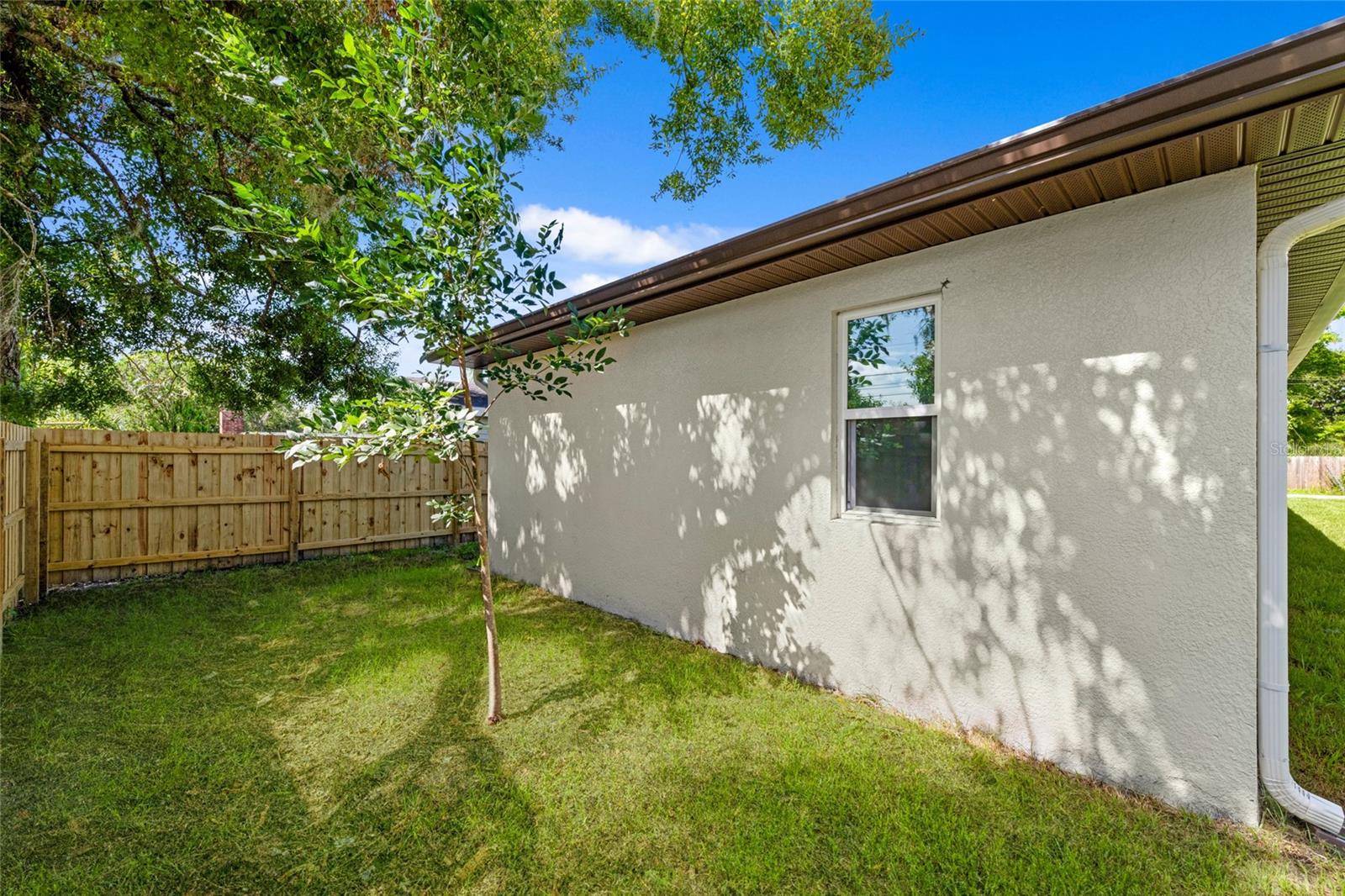 BEVERLY TERRACE - Residential