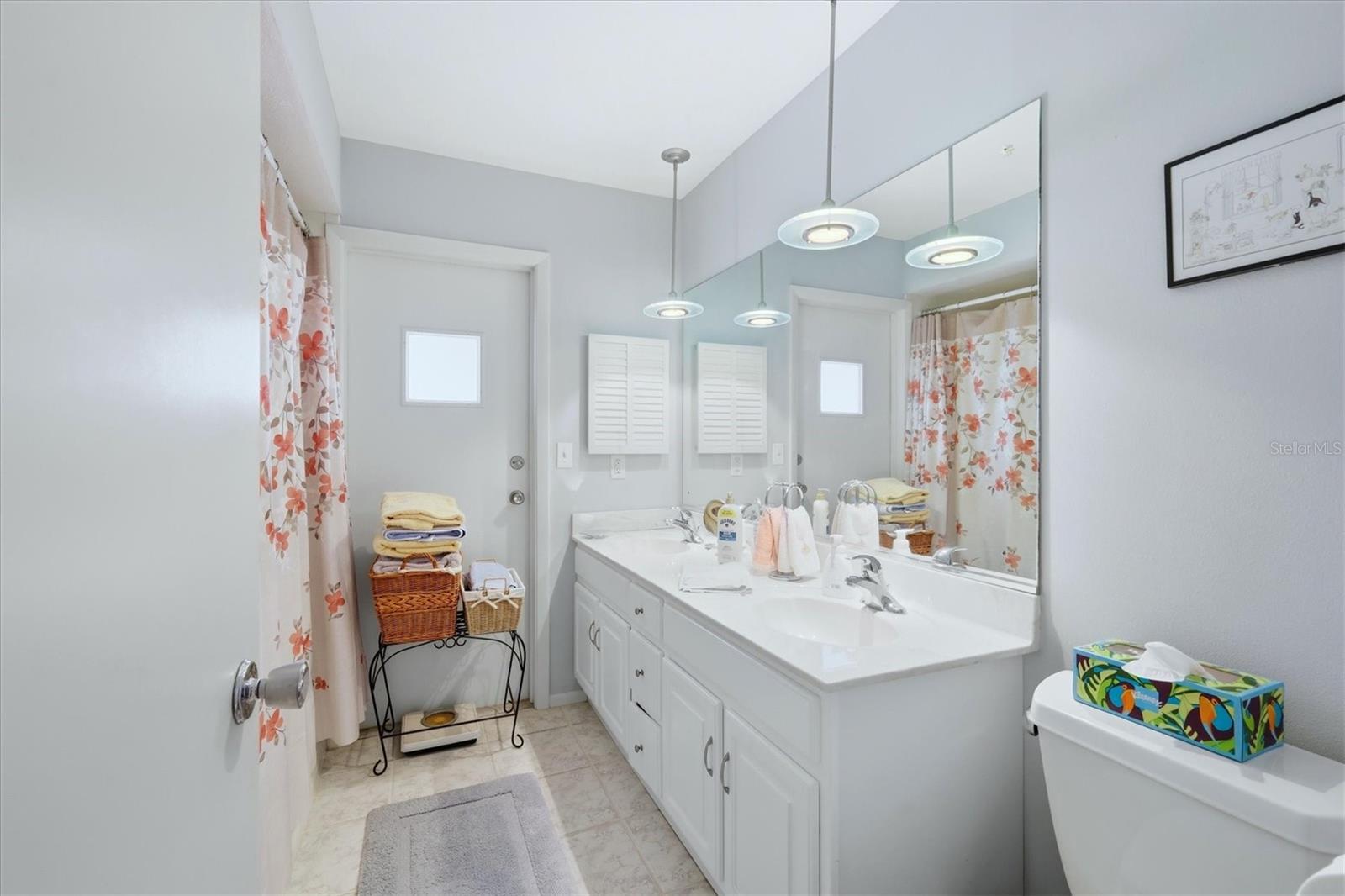 GULF GATE WOODS - Residential