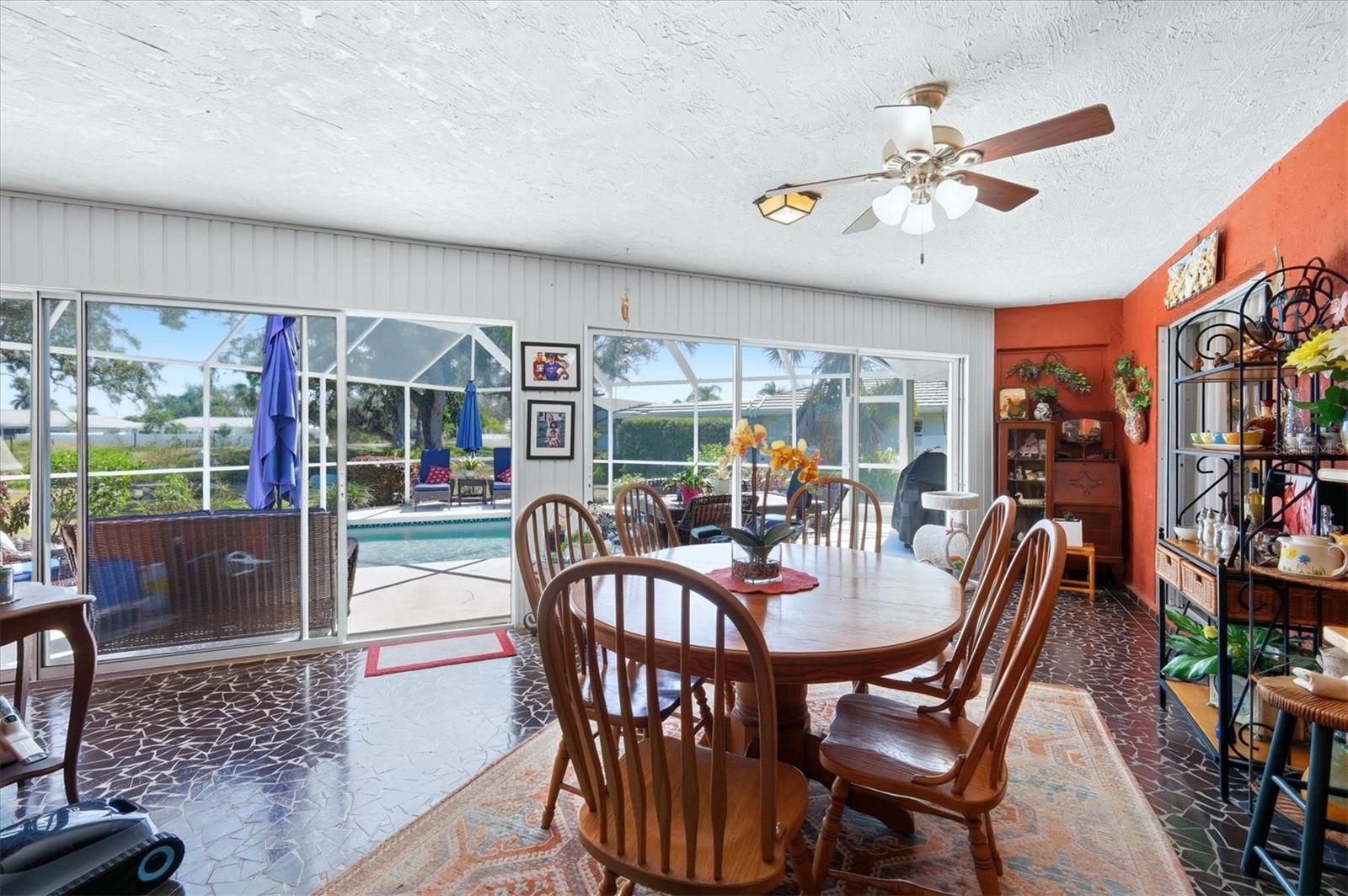 GULF GATE WOODS - Residential