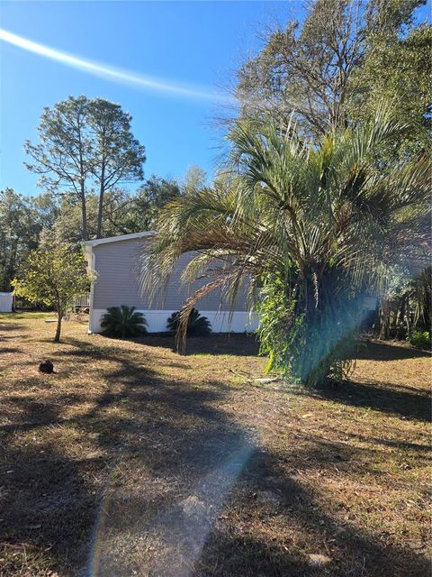 A home in DUNNELLON