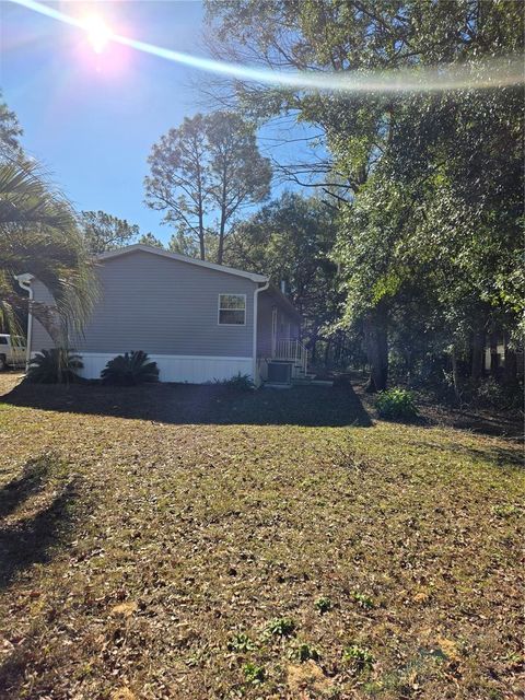 A home in DUNNELLON