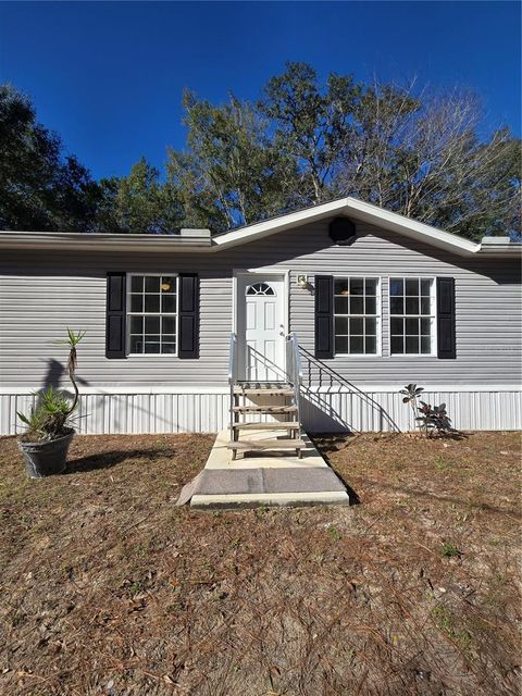 A home in DUNNELLON