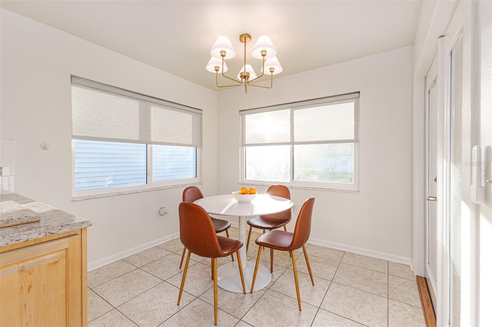 COLONNADES PH 02 - Residential