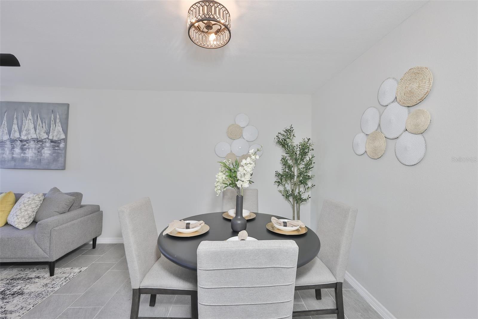 ROCKPOINTE PATIO HOMES - Residential