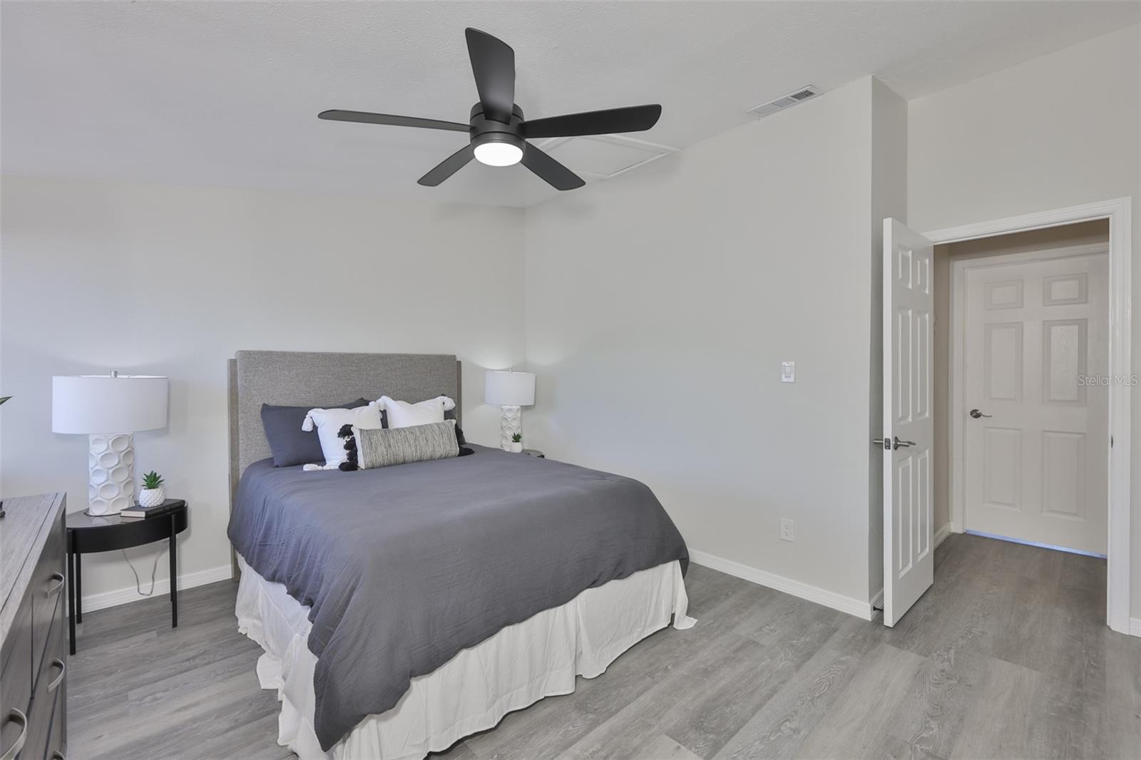 ROCKPOINTE PATIO HOMES - Residential