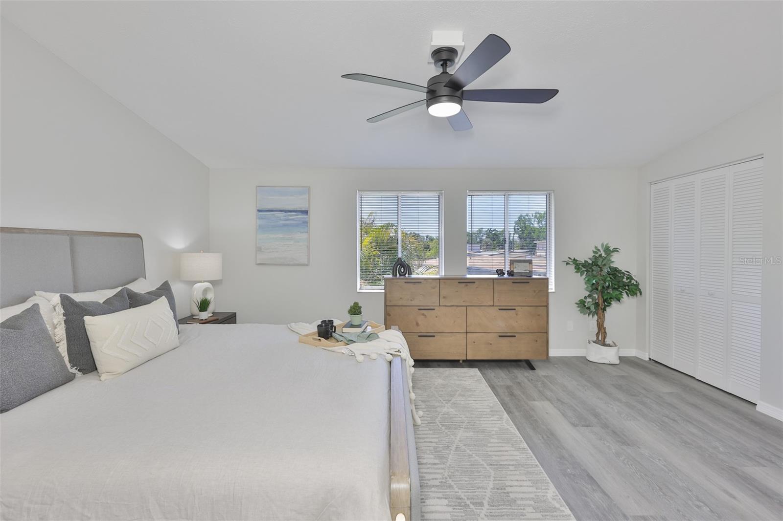 ROCKPOINTE PATIO HOMES - Residential