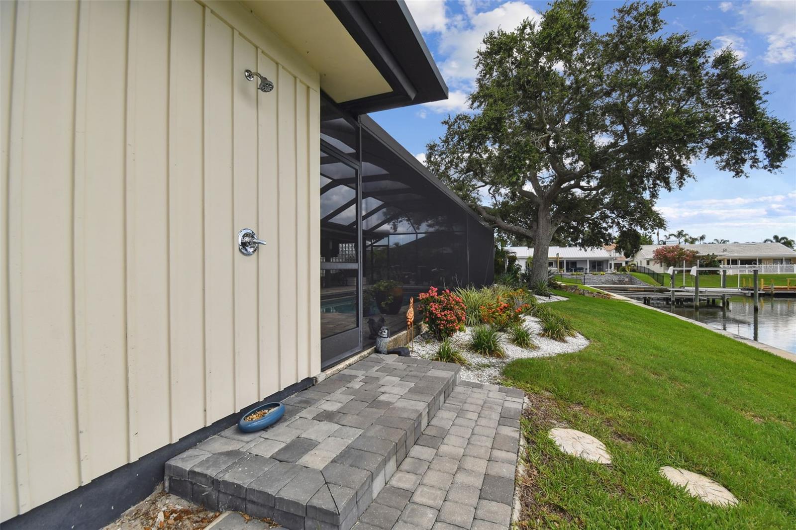 SWEETWATER SUB FIRST ADD - Residential