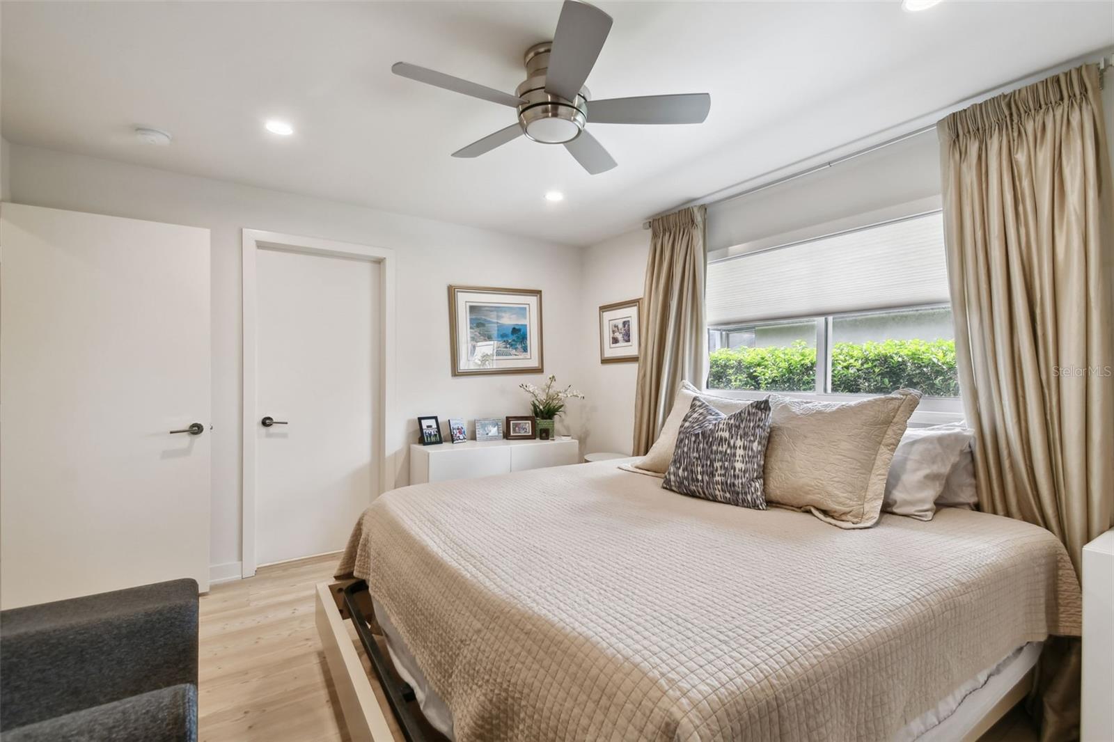 SWEETWATER SUB FIRST ADD - Residential