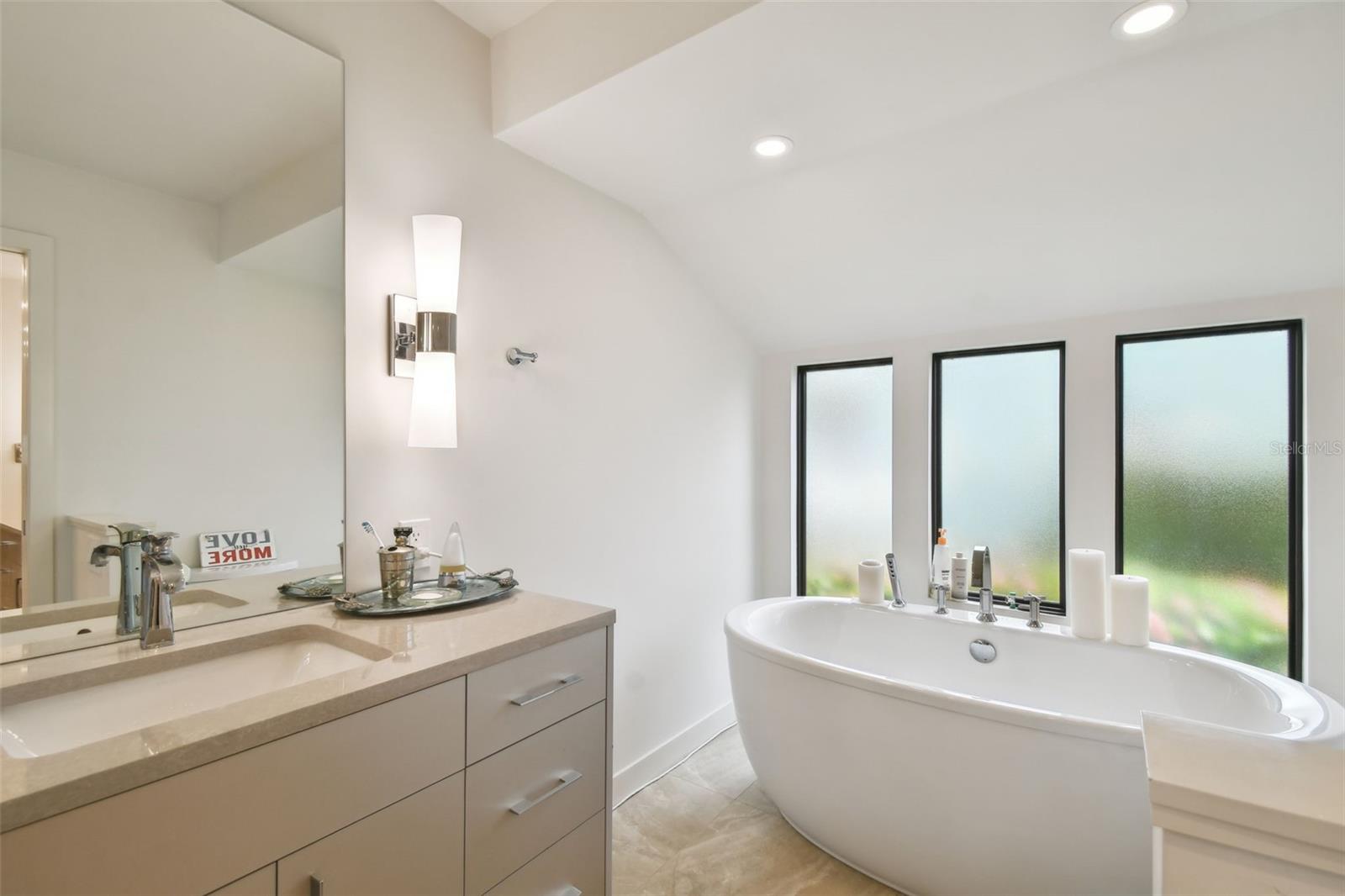 SWEETWATER SUB FIRST ADD - Residential