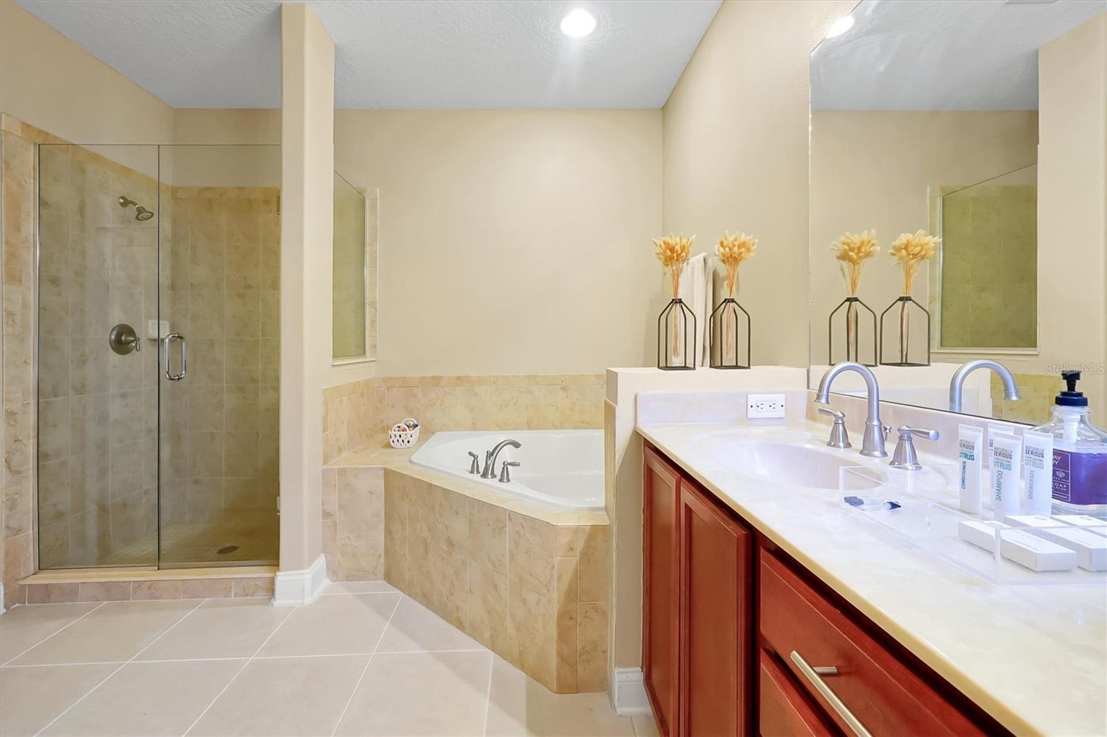 TOSCANA UN 01 W - Residential