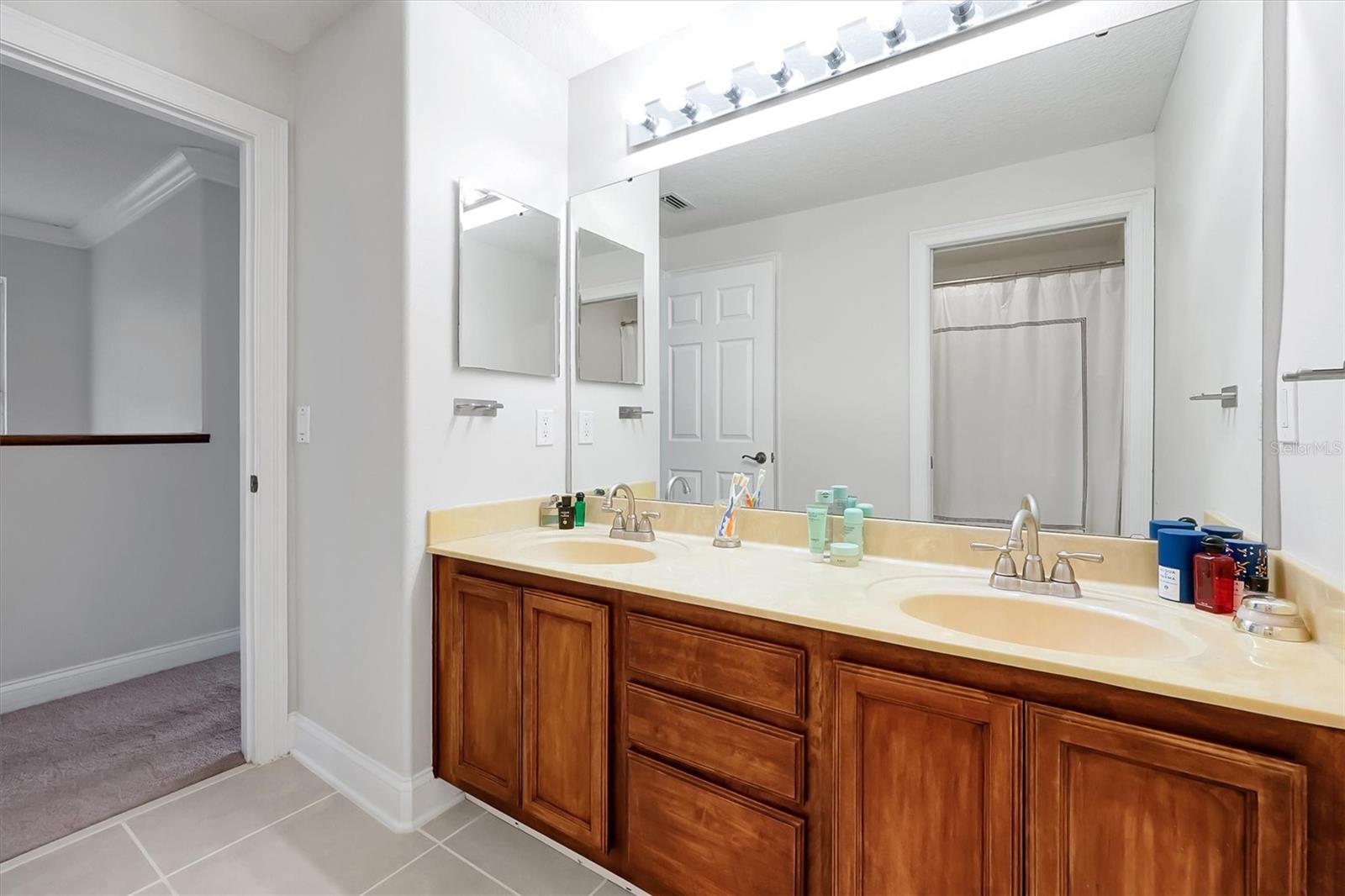 TOSCANA UN 01 W - Residential