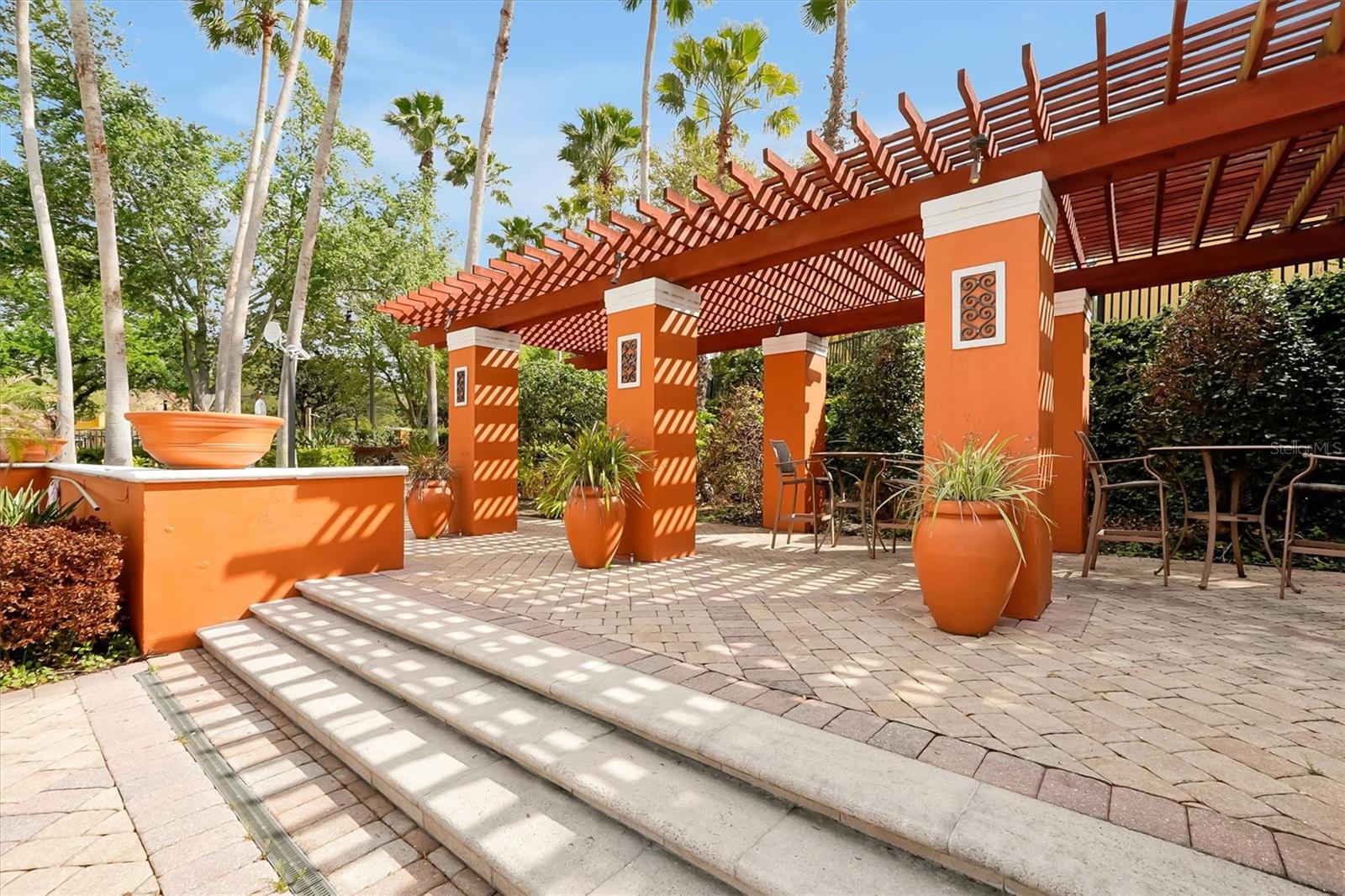 TOSCANA UN 01 W - Residential