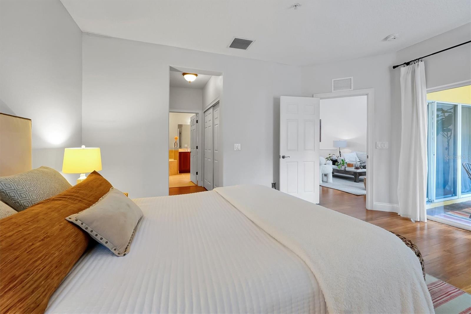 TOSCANA UN 01 W - Residential