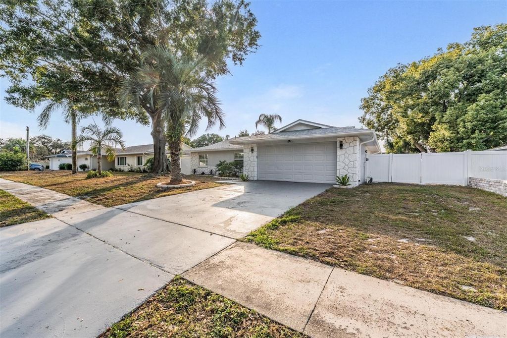Photo of 3366 Fox Hill Drive, Clearwater, FL 33761 (MLS # TB8449733)