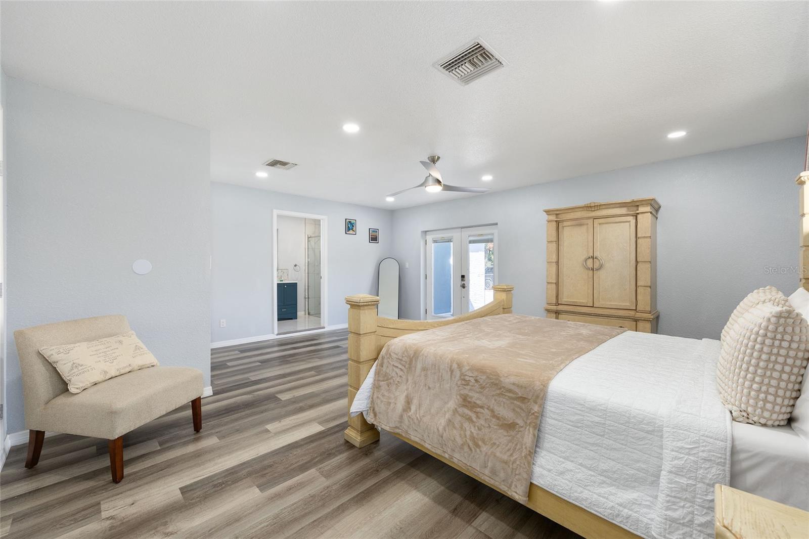 EB HAYWARDS SUB - Residential